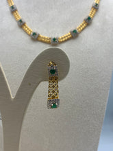 Load image into Gallery viewer, Green stone,necklace and earring.
