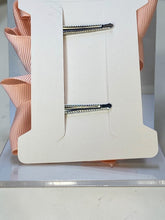 Load image into Gallery viewer, Girls hair clips. Light peach.
