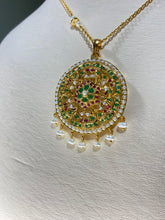 Load image into Gallery viewer, Green red stones necklace and earring set.
