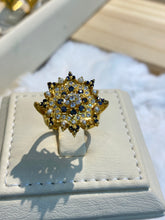 Load image into Gallery viewer, Blue Flower Ring — خاتم زهرة زرقاء - Size US 7 1/3 ~15-55
