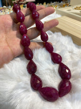 Load image into Gallery viewer, Dyed Quartz Teardrop Bead Necklace | عقد خرز كوارتز مصبوغ بشكل قطرة
