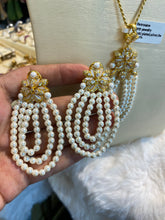 Load image into Gallery viewer, Hanging Pearl Pendant &amp; Earrings Set (Chain Not Included) | طقم تعليقة وأقراط بلؤلؤ متدلٍ (السلسلة غير مشمولة)
