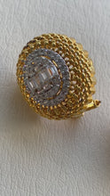 Load and play video in Gallery viewer, Gold and silver color ; earrings and pendant. ( no chain). اللون الذهبي والفضي؛ أقراط وقلادة. (بدون سلسلة).
