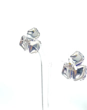 Load and play video in Gallery viewer, Blue flower earrings.
